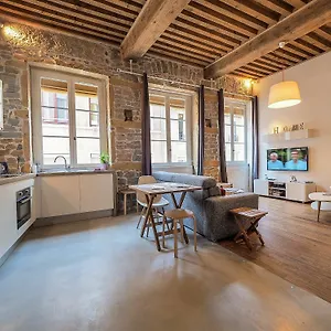 Apartamento La Nuit Saint Georges, Lyon