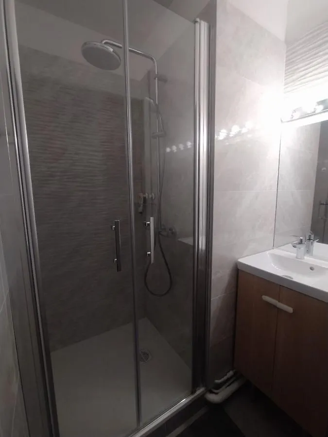 Chambres Dans Guest House A Lyon-Gare Part-Dieu France